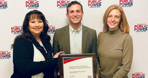 منحت APPA جائزة SFPUC للتميز في اتصالات الطاقة العامة
